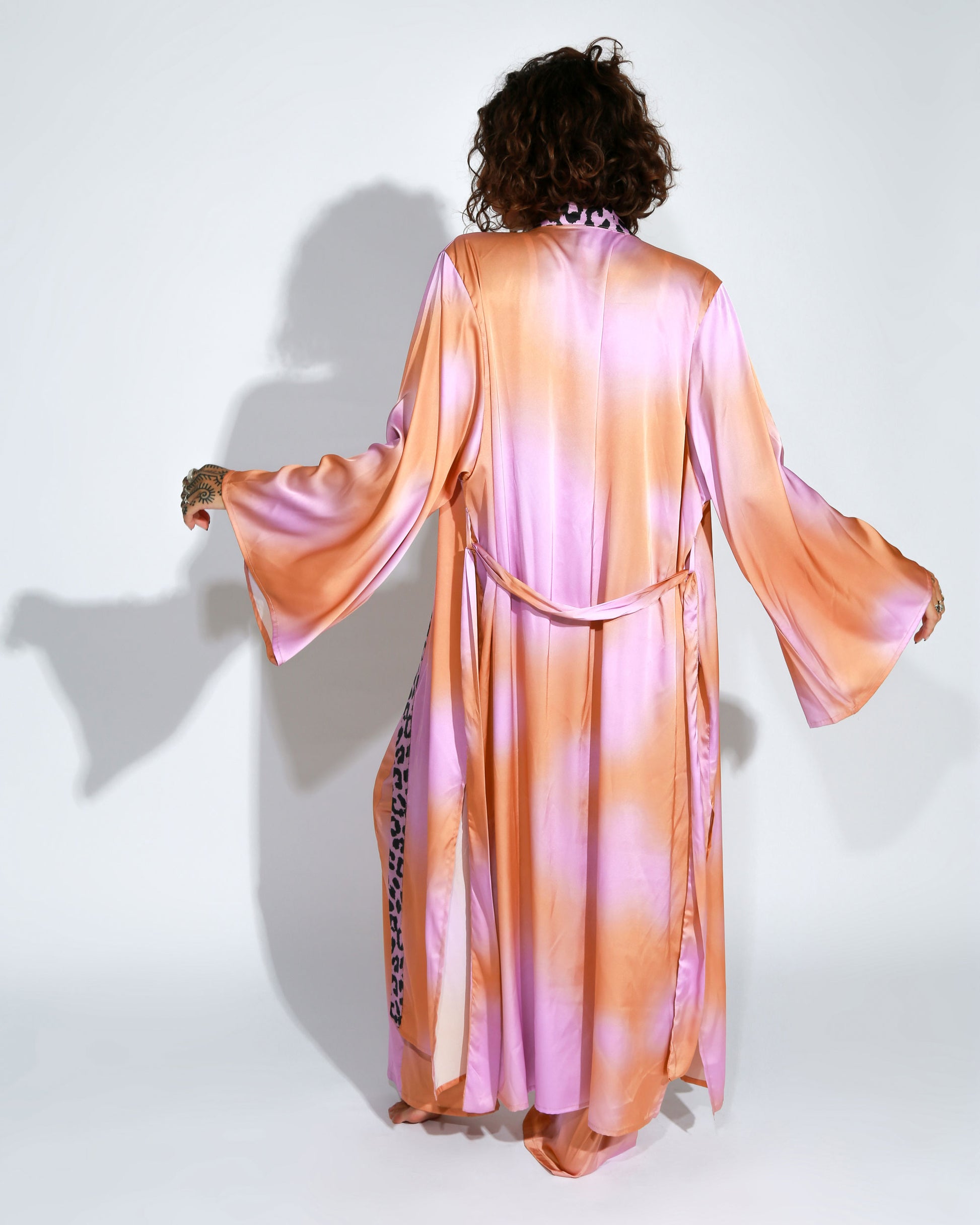 LONG KIMONO AND SATIN PANTS SET